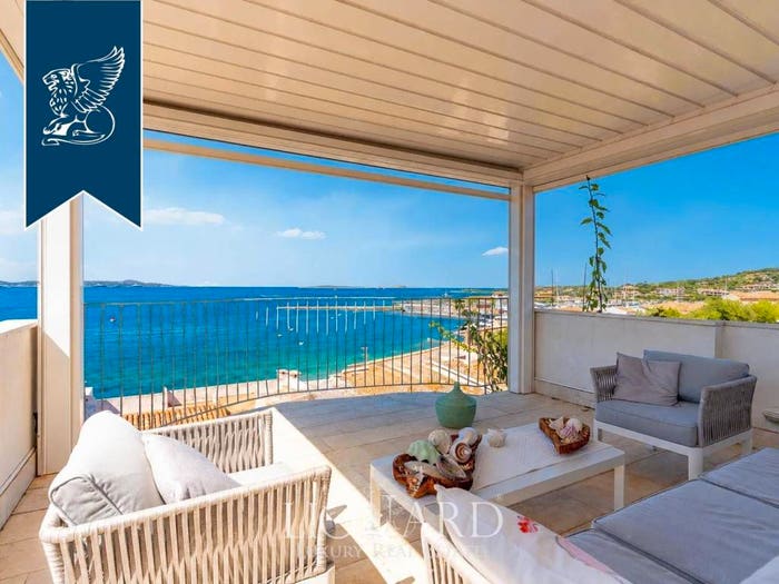 Casa con 6 locali in vendita in Porto Rotondo, Olbia
