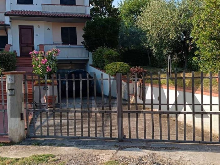 Casa con 6 locali in vendita in via Fratelli Rosselli, Ponticino, Laterina Pergine Valdarno