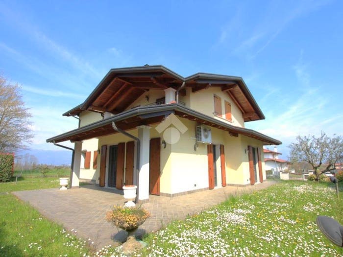 Casa con 5 locali in vendita in Via Belvedere, Brongio, Garbagnate Monastero