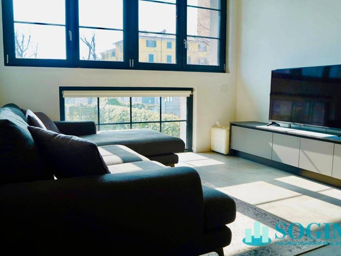 Appartamento bilocale in vendita in VIA ALZAIA NAVIGLIO GRANDE, Giambellino, Milano