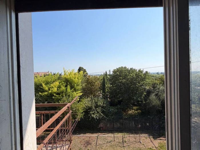 Appartamento con 5 locali in vendita in Colognola Ai Colli