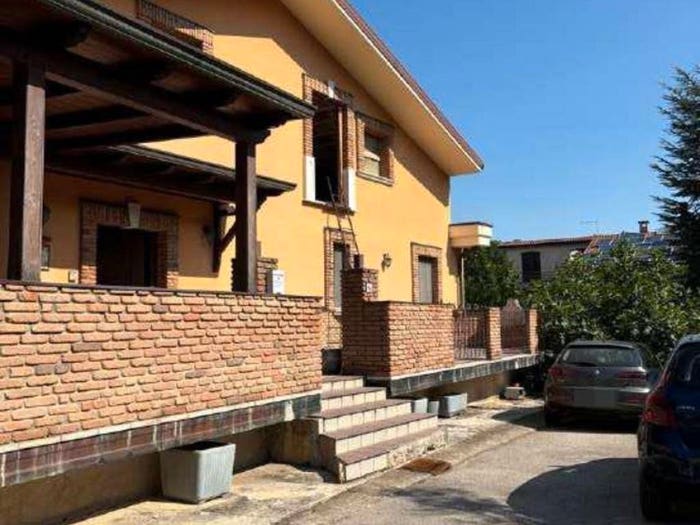 Appartamento con 6 locali in vendita in Via S Eustachio A, Castelfranci