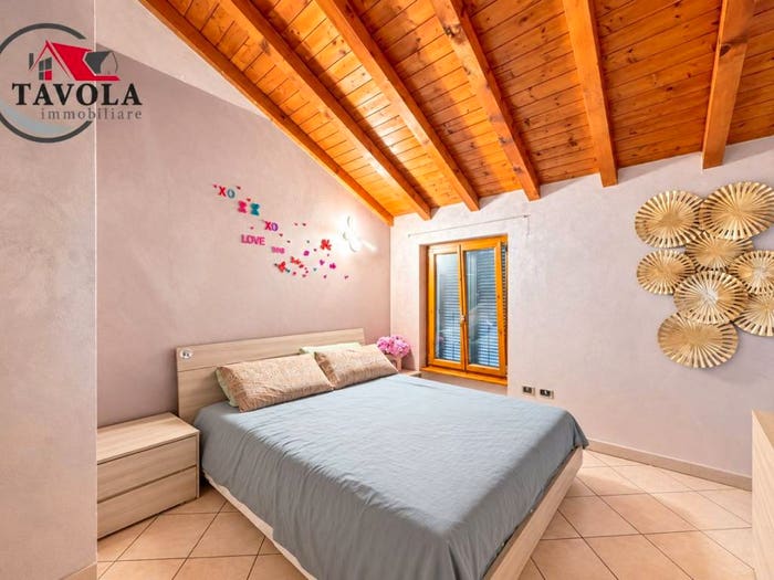 Casa trilocale in vendita in Via Pescatori, Porto Ceresio