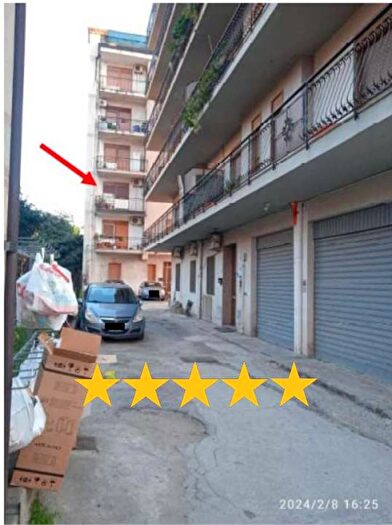 Appartamento quadrilocale in vendita in Vico Andiloro, Trabocchetto Spirito Santo, Reggio Calabria