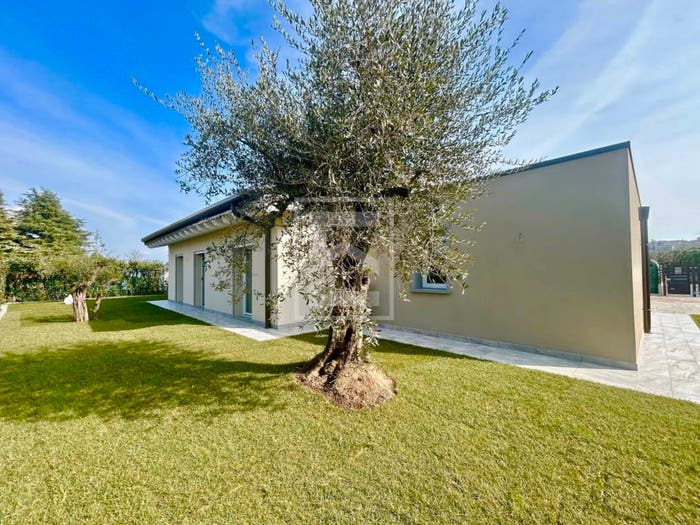 Casa con 5 locali in vendita in Via Monte Baldo, Entroterra, Desenzano del Garda