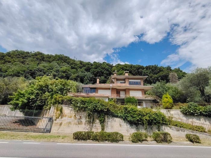 Casa con 6 locali in vendita in Centro, Bassano del Grappa