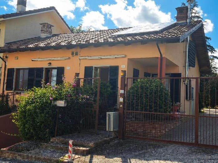 Casa con 6 locali in vendita in Monastero Bormida
