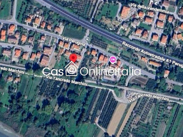 Appartamento trilocale in vendita in Via Perugina, Centro, Passignano sul Trasimeno
