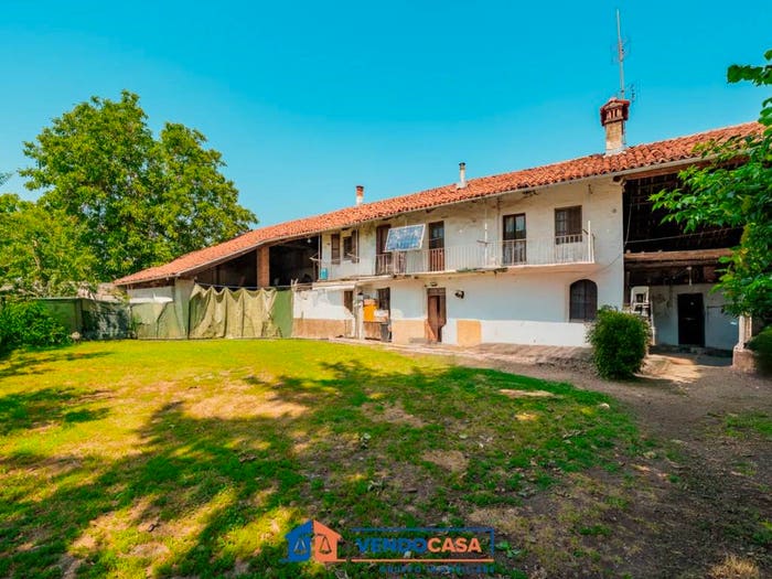 Casa con 5 locali in vendita in Via Monsola, Villafalletto