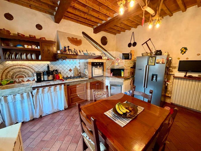 Casa con 6 locali in vendita in Strada Provinciale di Sant'Alessio, Sant'Alessio Carignano, Lucca