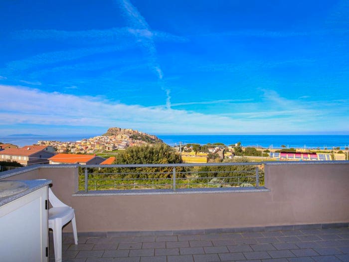 Appartamento trilocale in vendita in Via Li Russi, Castelsardo