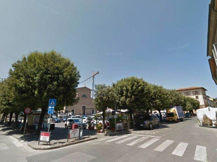 Appartamento con 5 locali in vendita in Localita' Pratiglione avente accesso dalla Strada di Donnini Certaldo FI, Centro, Certaldo