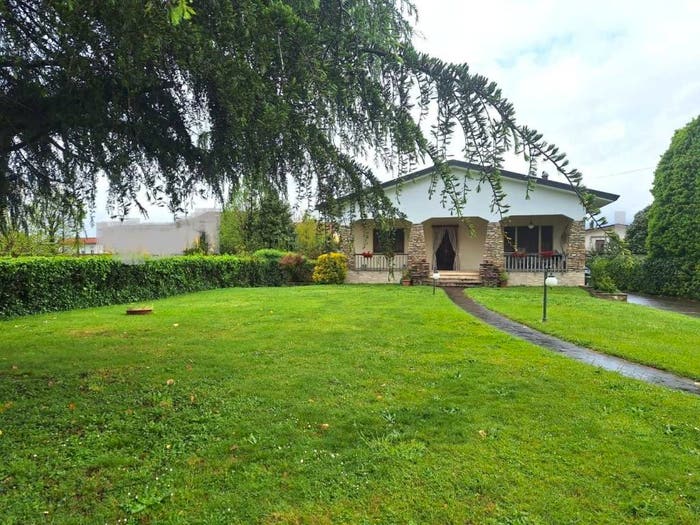 Casa con 6 locali in vendita in Centro, Capannori