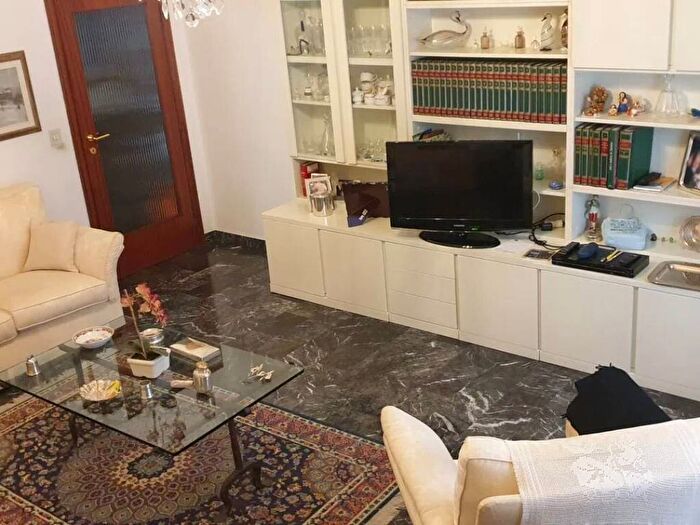 Appartamento con 6 locali in vendita in Pietà, Prato