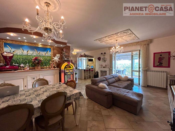 Appartamento con 6 locali in vendita in San S Silvestro, San Silvestro, Castorano