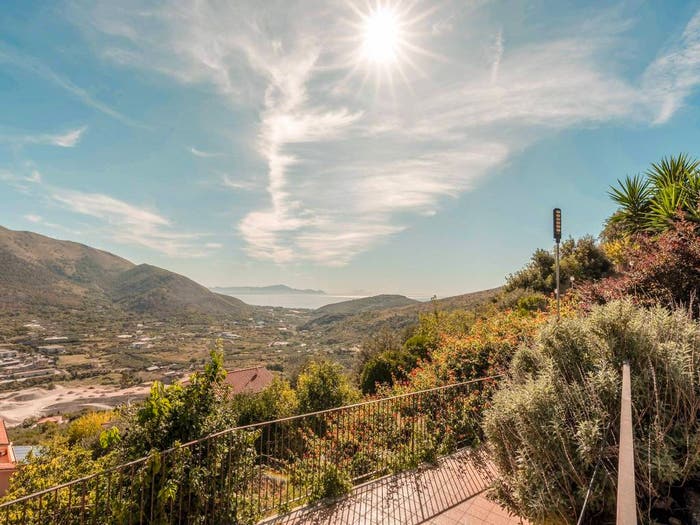 Casa con 6 locali in vendita in Contrada Bucefalo, Itri