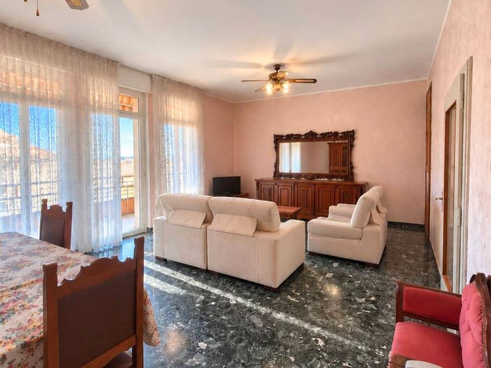 Appartamento con 5 locali in vendita in Via Capri, Gries San Quirino, Bolzano