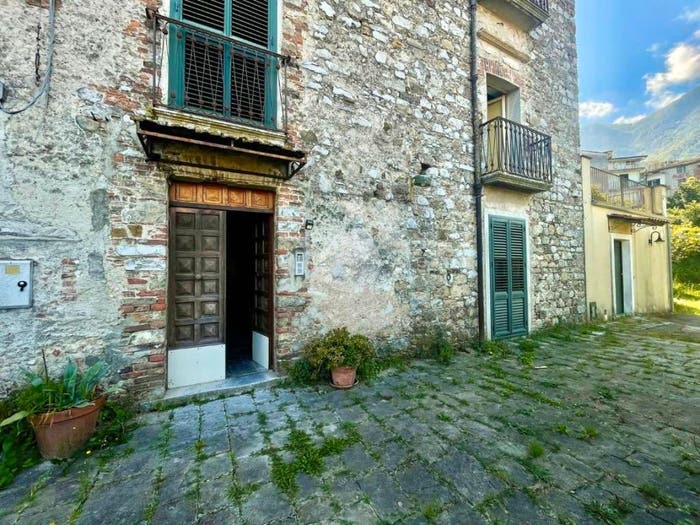 Appartamento bilocale in vendita in Corso Umberto I, Centro, Celle di Bulgheria