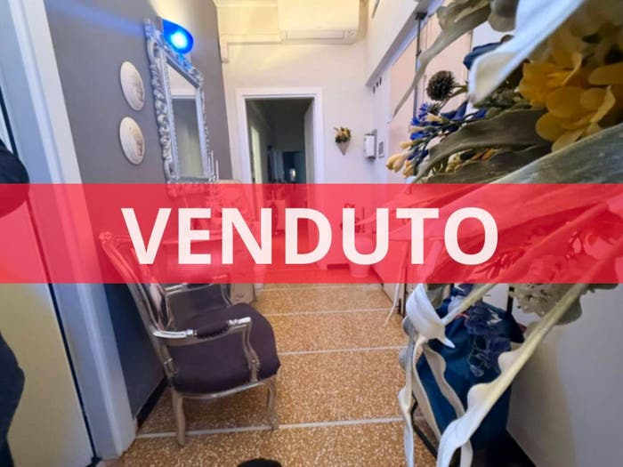 Appartamento trilocale in vendita in Via Alfredo Catalani, Sestri Ponente, Genova