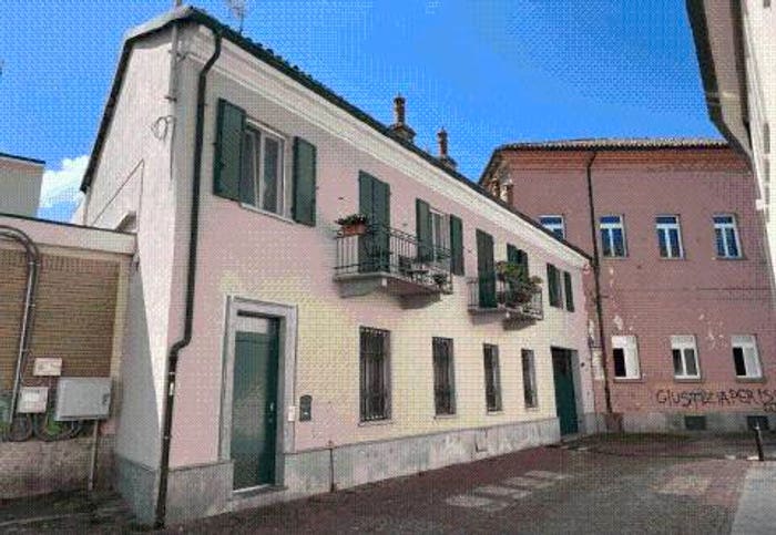 Casa in vendita in Via Vincenzo Gioberti, Centro, Alba