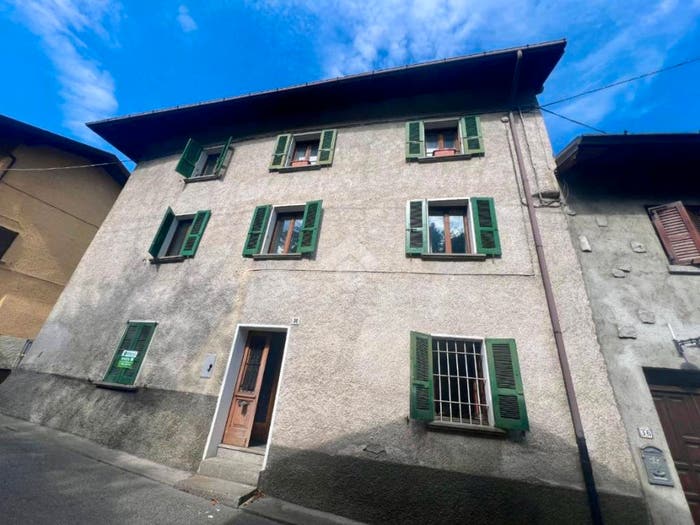 Casa con 6 locali in vendita in Via Bortolo Vidilini, Centro, Edolo