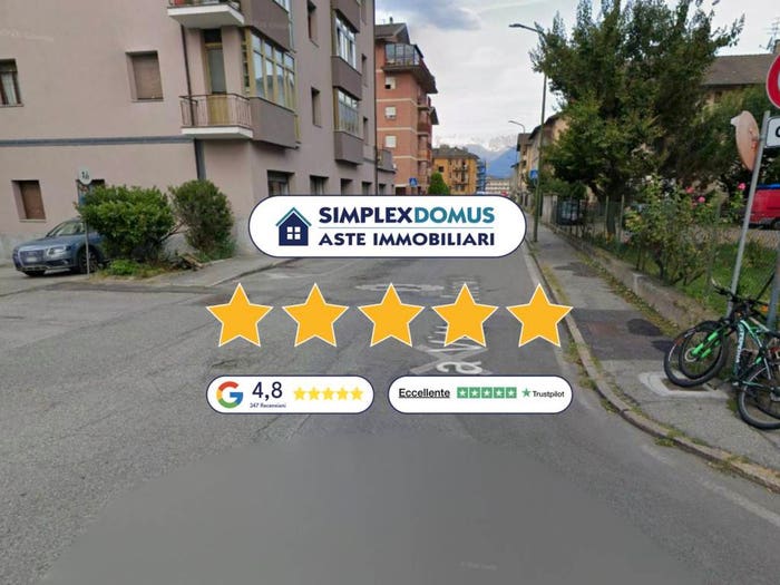 Appartamento trilocale in vendita in Via Avondo, Centro, Aosta
