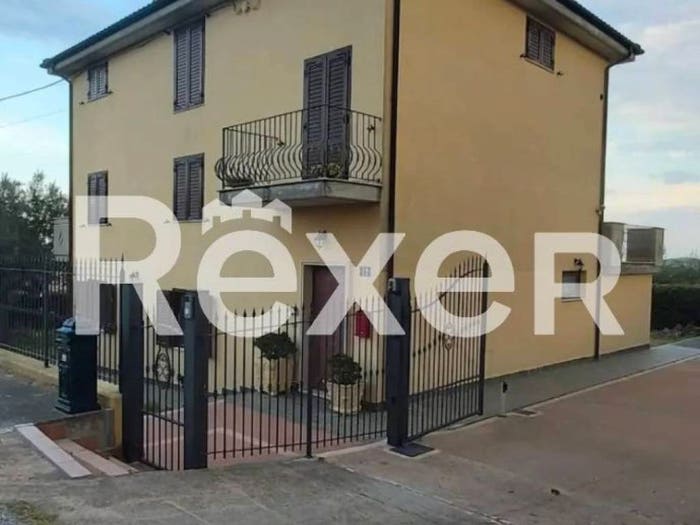 Casa con 6 locali in vendita in contrada fiorano, Cossignano