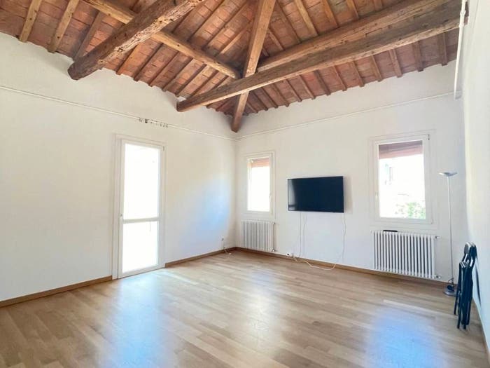 Casa con 6 locali in vendita in Piazzetta San Nicolò, Centro Storico, Ferrara