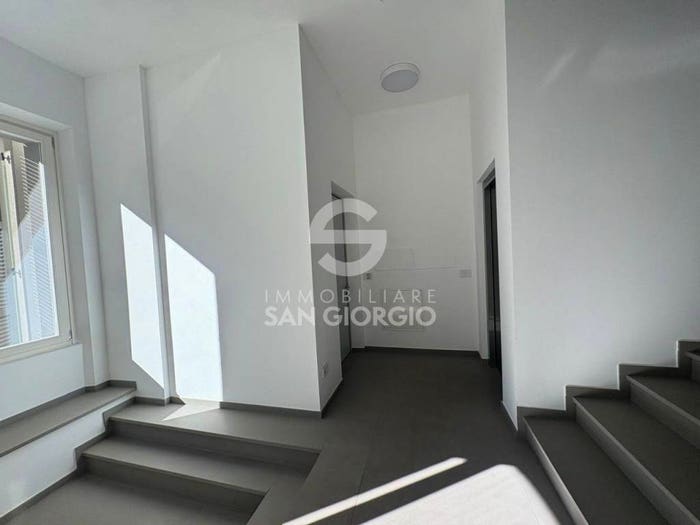 Appartamento trilocale in vendita in Via Severino Capsoni, Centro Storico, Pavia