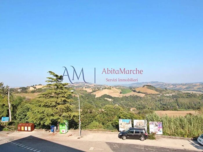 Appartamento quadrilocale in vendita in Via Nuova, Centro, Monte Vidon Combatte