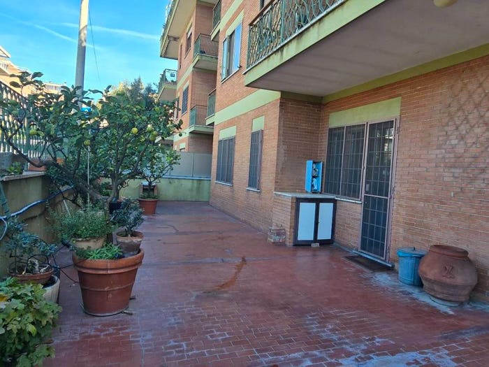 Appartamento trilocale in vendita in Via Pratolungo, Somaschi Fontana di Papa Ginestreto, Ariccia