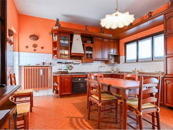 Casa trilocale in vendita in STRADA DELLA CAPPELLETTA, Centro, Covo