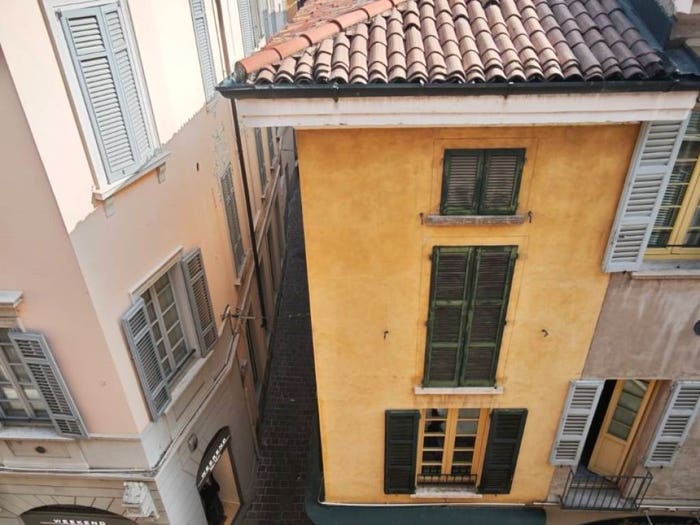 Appartamento trilocale in vendita in Via Vittorio Emanuele II, Centro Storico, Como