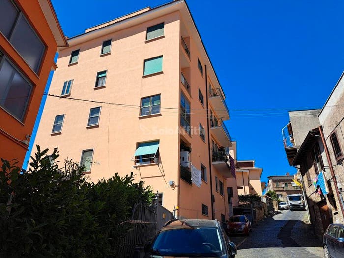 Appartamento trilocale in vendita in Via della Fontana, Centro, Colonna