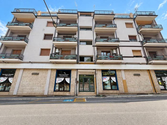 Appartamento trilocale in vendita in Via Roma, Centro, Avezzano