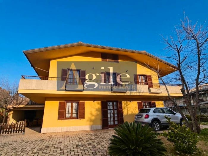 Casa con 6 locali in vendita in via tanti, Centro, Sant'Omero
