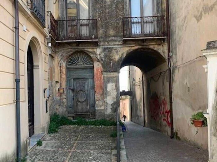 Appartamento in vendita in Via Francesco Fiorentino, Centro Storico, Catanzaro
