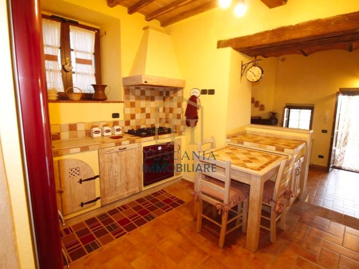 Appartamento quadrilocale in vendita in strada di lucciana, Casole d'Elsa