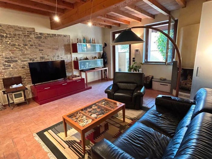 Casa quadrilocale in vendita in Via Augusto Franzoj, Vicofertile, Parma