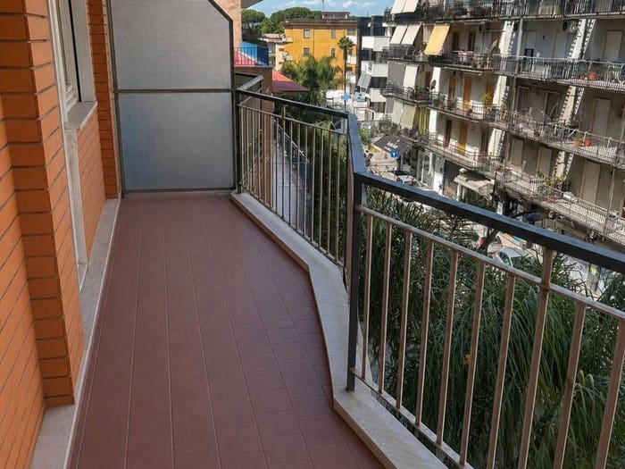 Appartamento quadrilocale in vendita in Via Napoli, Centro, Casalnuovo di Napoli