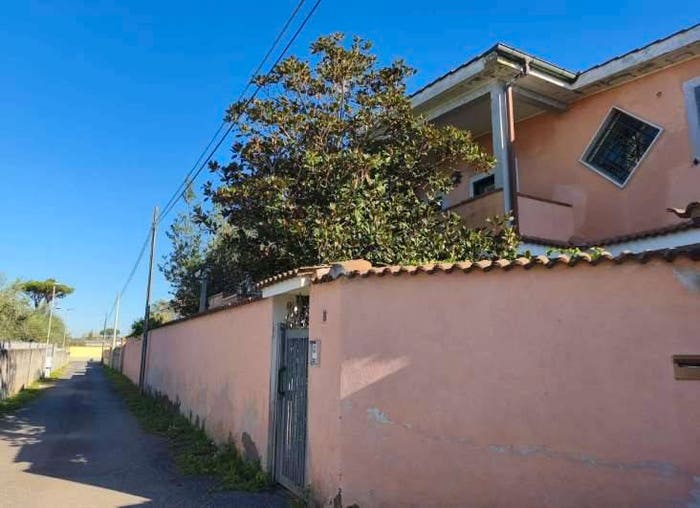 Appartamento con 6 locali in vendita in Vicolo del Cinema, Falasche Armellino, Anzio