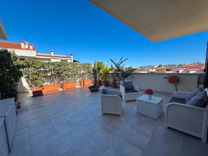 Appartamento con 6 locali in vendita in VIA DELLA FERULA, Baratta, Olbia