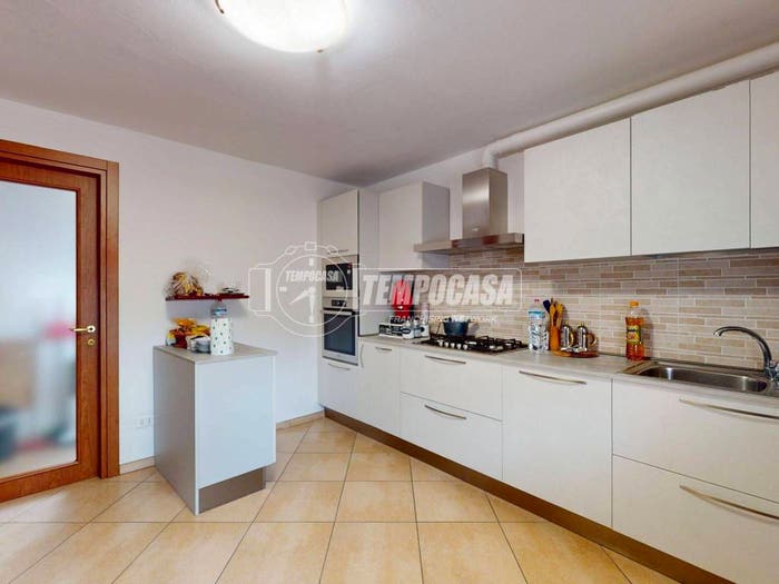 Casa con 6 locali in vendita in Via Ivano Martinelli, Fossoli San Marino, Carpi