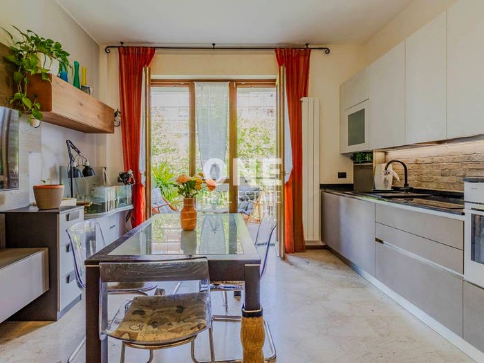 Appartamento quadrilocale in vendita in Via Milazzo, San Biagio, Monza