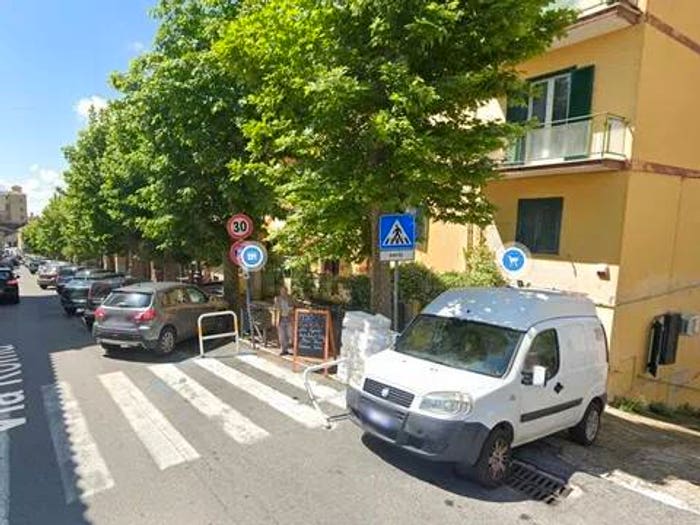 Appartamento con 5 locali in vendita in Via Roma, Centro, Castelnuovo di Porto