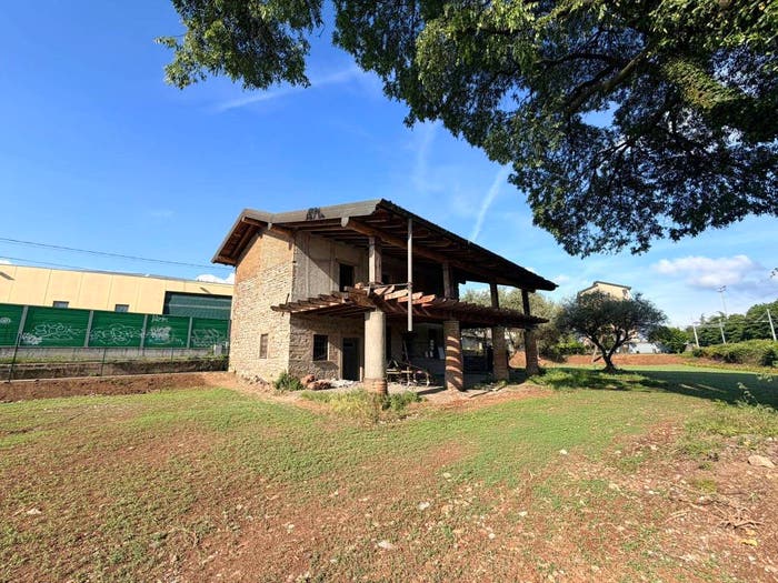 Casa trilocale in vendita in Via San Bernardo, Chiari