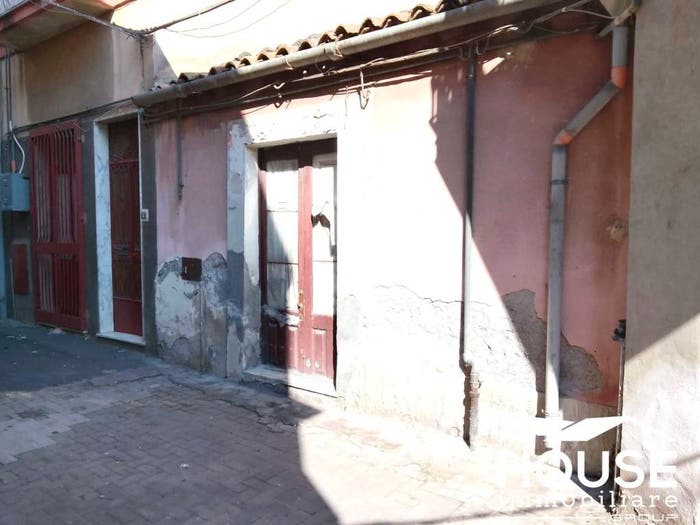 Casa in vendita in Via San Michele, Paternò