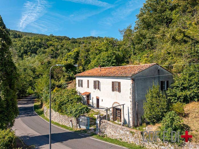 Casa quadrilocale in vendita in Via Basilicata, Prata, Massa Marittima