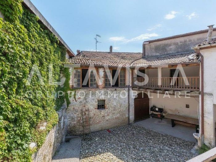 Casa quadrilocale in vendita in Località Santine, Calvagese della Riviera
