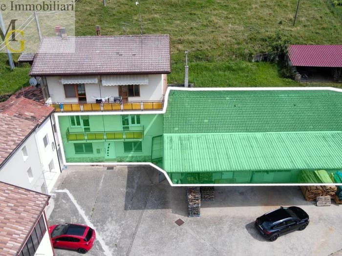 Appartamento con 6 locali in vendita in Vestenanova